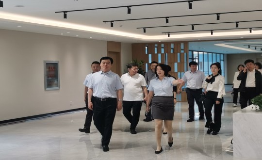 2024年6月26日，省慈善总会会长田锦尘一行莅临康养地产公司参观调研_副本.jpg