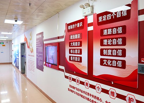 强化标杆引领，推进阵地建设